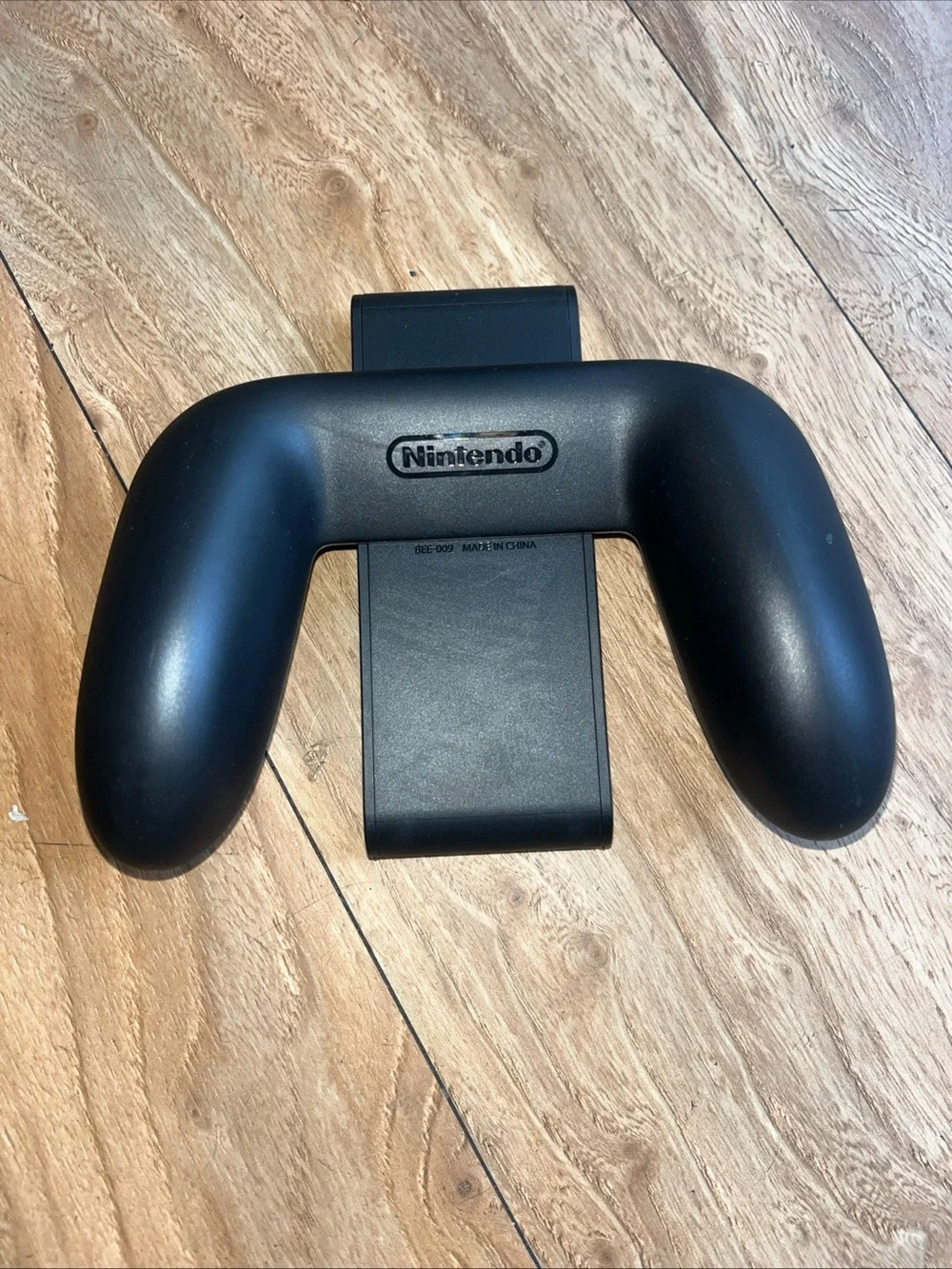 Nintendo Switch Black Joy-Con Grip with Center Dock case for controllers